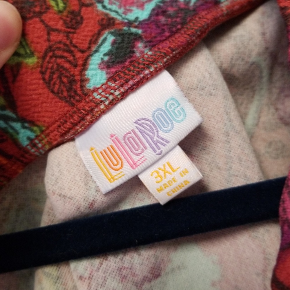 LuLaRoe Madison - Picture 3 of 4